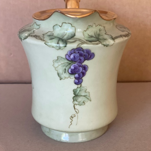 Haviland France hand-painted creamer - Picture 2 of 5